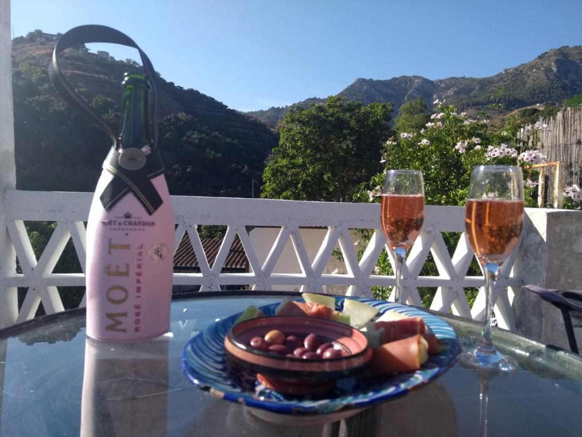 B&B Rural El Oasis Almuñécar Εξωτερικό φωτογραφία